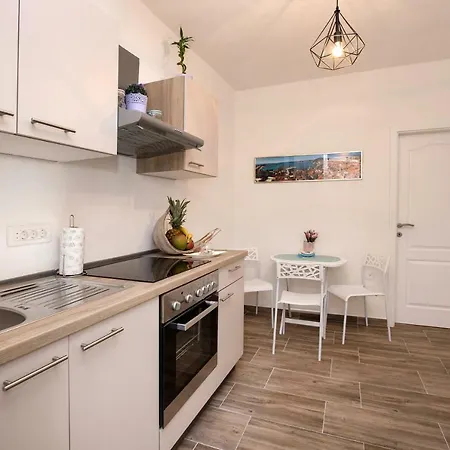 Barka Apartman *